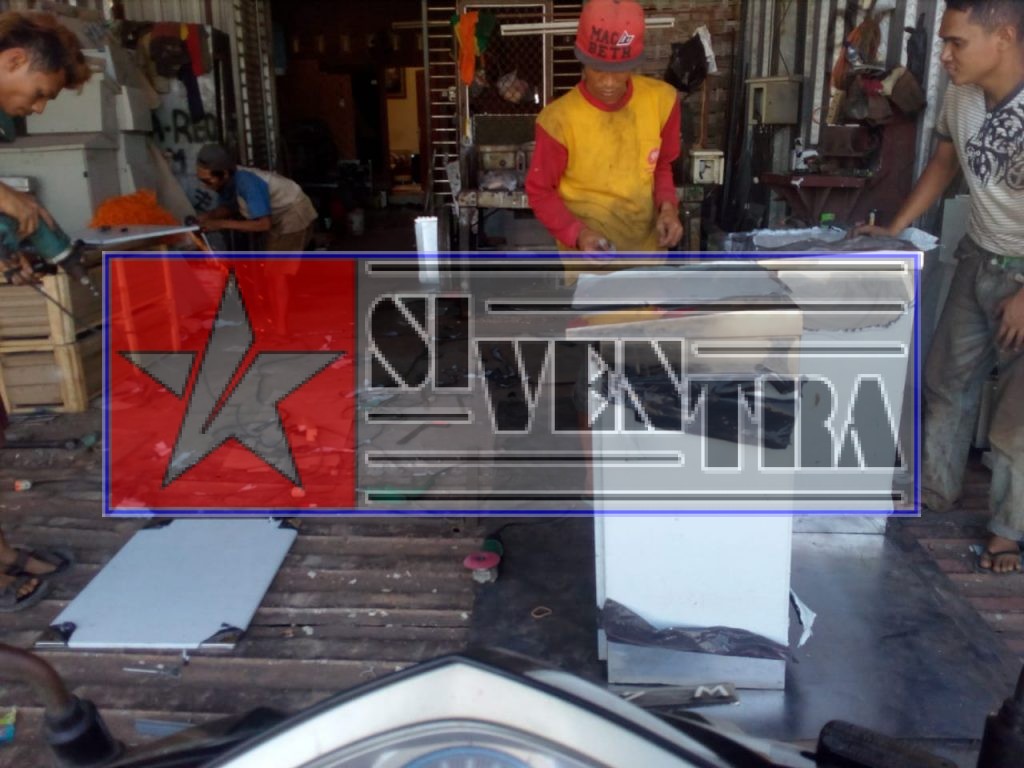 Box panel listrik