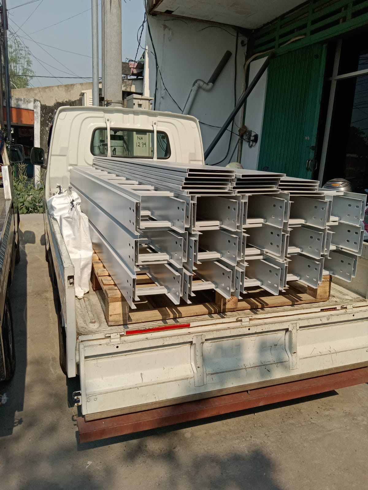 Cable tray dan cable ladder siventra