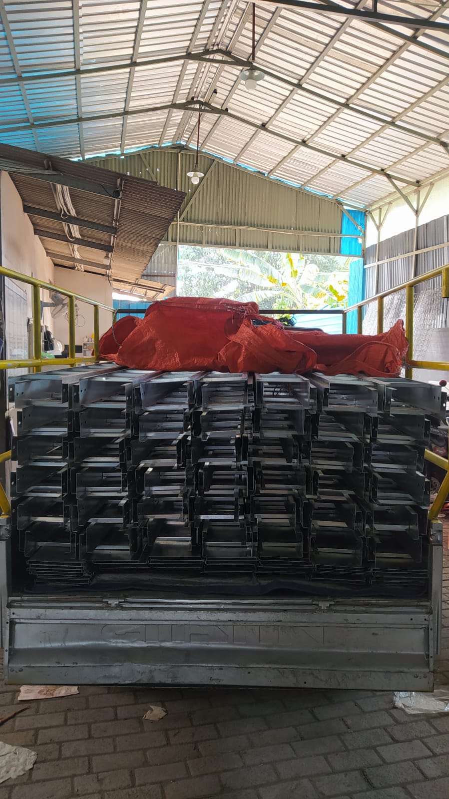 Cable tray dan cable ladder siventra